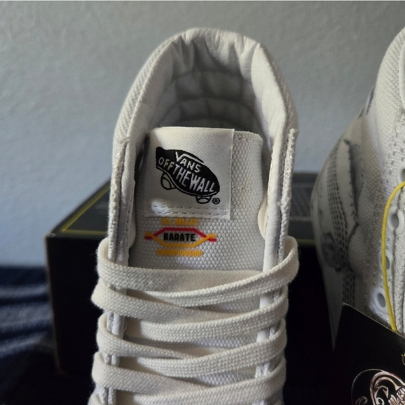 VANS  COBRA KAI SK8-HI Women 5 Miyagi Do LaRusso White canvas NWT 022025 - Picture 8 of 12